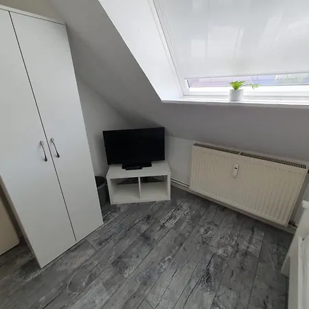 Apartment 4 Hildesheimer Str.357,2.og, 3 X Sz *
