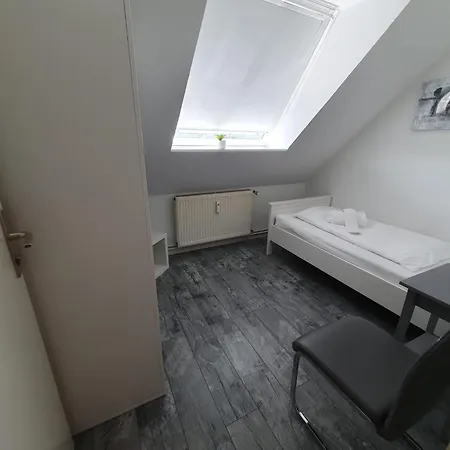 Lejlighed 4 Hildesheimer Str.357,2.og, 3 X Sz Hannover